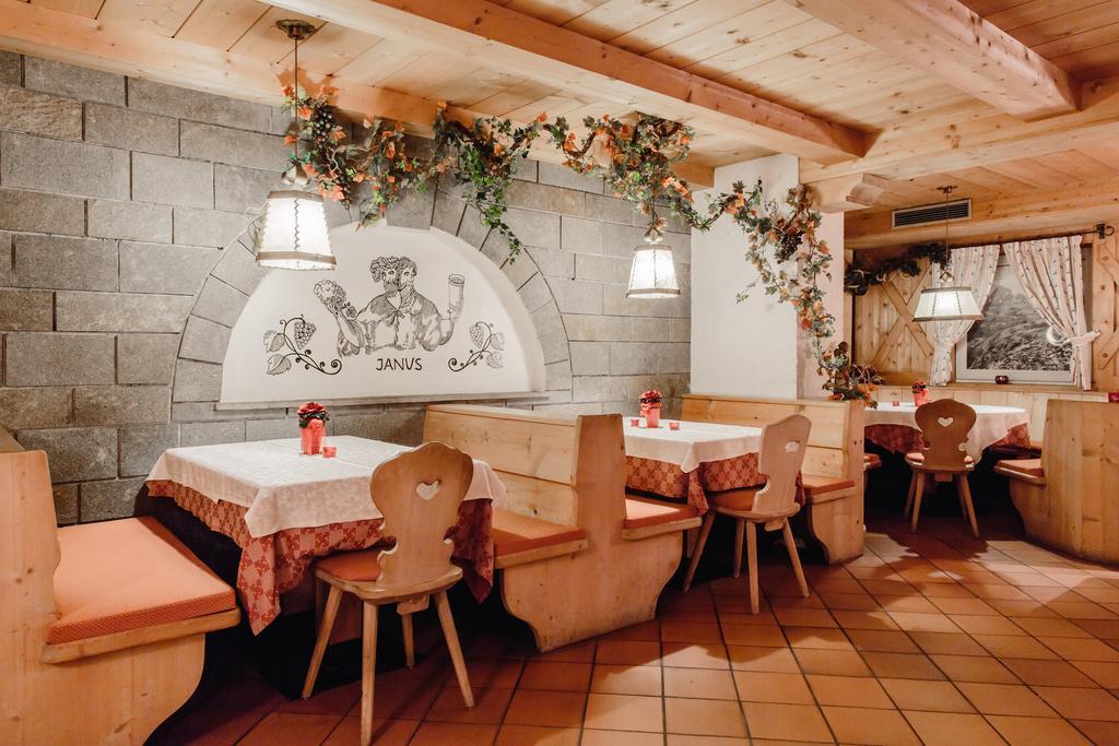 Hotel Waldsee Fiè Екстериор снимка